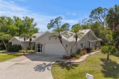 Villa ou maison à vendre à Port Charlotte, Floride: 3 chambres, 184.32 m2 № 2216659 - photo 2