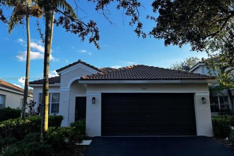 House in Weston, Florida 3 bedrooms, 143.63 sq.m. № 1933140 - photo 2