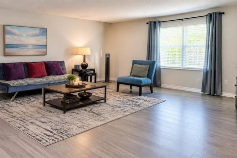 Villa ou maison à vendre à Orlando, Floride: 2 chambres, 87.33 m2 № 2422787 - photo 3