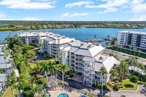 Copropriété à vendre à Sarasota, Floride: 3 chambres, 204.38 m2 № 2099777 - photo 27