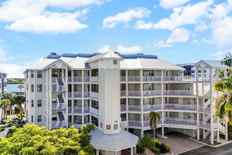 Condo in Sarasota, Florida, 3 bedrooms  № 2099777