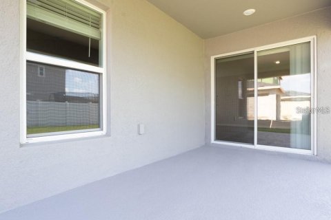 House in Winter Haven, Florida 3 bedrooms, 126.16 sq.m. № 1853120 - photo 16