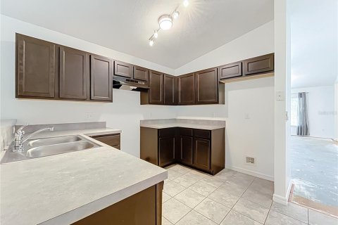 Casa en venta en Groveland, Florida, 3 dormitorios, 135.08 m2 № 1915997 - foto 10