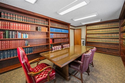 Immobilier commercial à vendre à Tampa, Floride: 752.14 m2 № 1780317 - photo 18