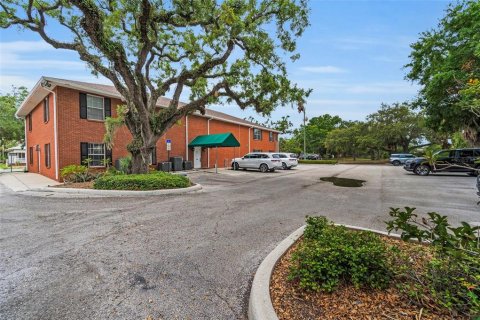 Immobilier commercial à vendre à Tampa, Floride: 752.14 m2 № 1780317 - photo 29