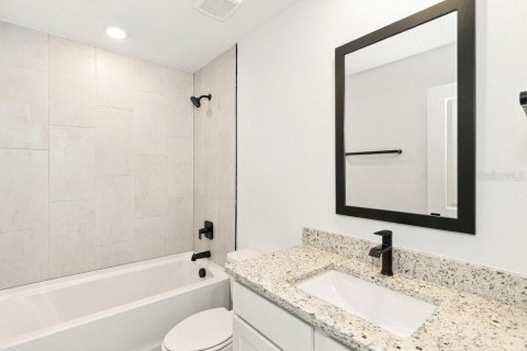 Villa ou maison à louer à Lakeland, Floride: 3 chambres, 158.58 m2 № 2436697 - photo 14