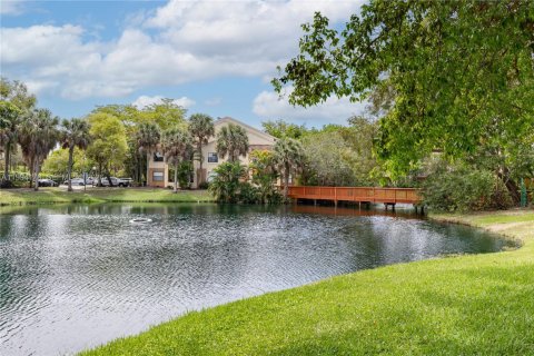 Condo in Sunrise, Florida, 1 bedroom  № 2056178 - photo 15