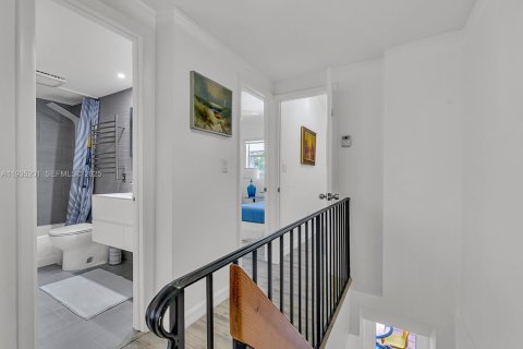 Купить таунхаус в Ки-Бискейн, Флорида 2 спальни, 81.29м2, № 1993378 - фото 18