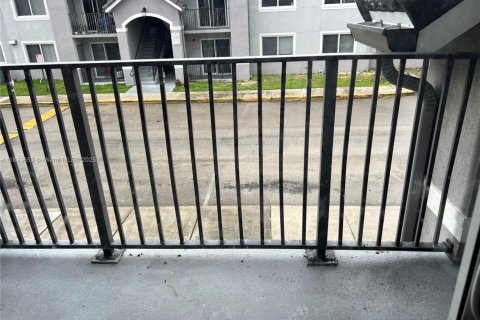 Copropriété à louer à Homestead, Floride: 3 chambres, 104.61 m2 № 1814496 - photo 14