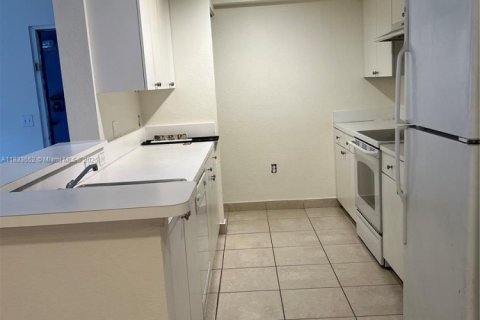 Copropriété à louer à Homestead, Floride: 3 chambres, 104.61 m2 № 1814496 - photo 4