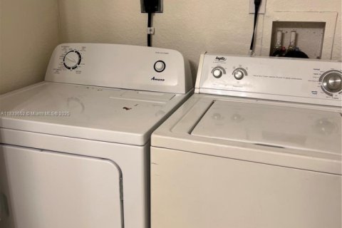 Copropriété à louer à Homestead, Floride: 3 chambres, 104.61 m2 № 1814496 - photo 12