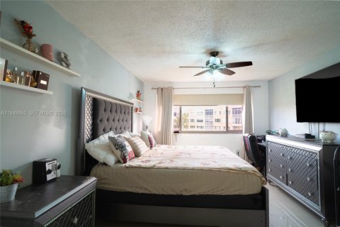 Condominio en venta en Sunrise, Florida, 2 dormitorios, 130.99 m2 № 2006855 - foto 17