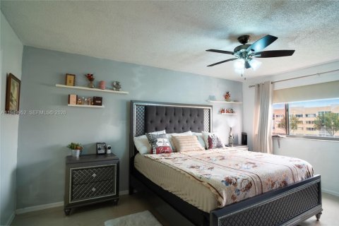 Condominio en venta en Sunrise, Florida, 2 dormitorios, 130.99 m2 № 2006855 - foto 16