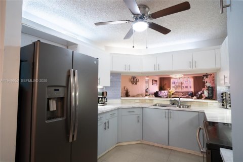 Condominio en venta en Sunrise, Florida, 2 dormitorios, 130.99 m2 № 2006855 - foto 10