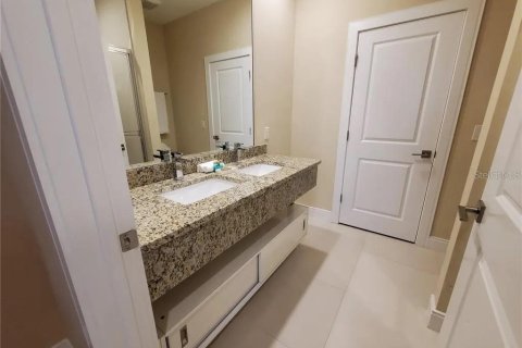 Adosado en venta en Kissimmee, Florida, 4 dormitorios, 222.59 m2 № 1905247 - foto 26