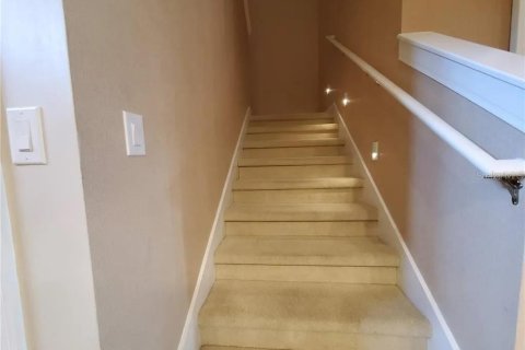 Adosado en venta en Kissimmee, Florida, 4 dormitorios, 222.59 m2 № 1905247 - foto 12