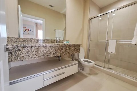 Adosado en venta en Kissimmee, Florida, 4 dormitorios, 222.59 m2 № 1905247 - foto 18