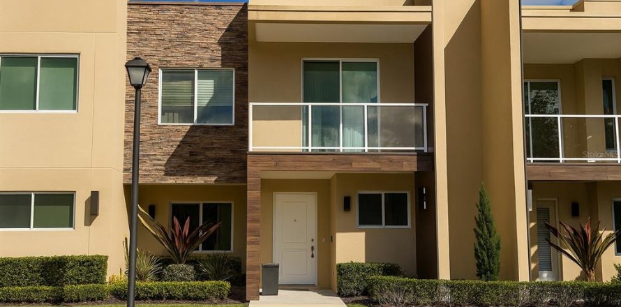 Adosado en Kissimmee, Florida 4 dormitorios, 222.59 m2 № 1905247