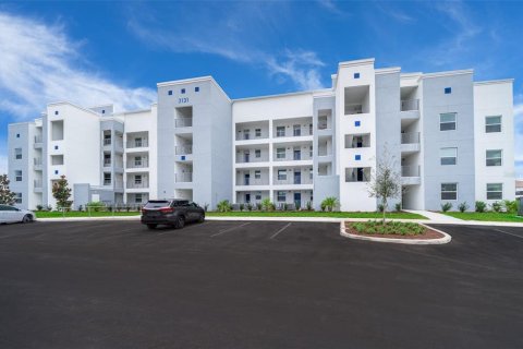 Condo in Kissimmee, Florida, 3 bedrooms in STOREY LAKE  № 1718492 - photo 1