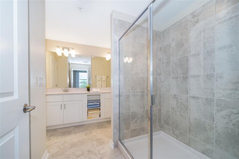 Condo in Kissimmee, Florida, 3 bedrooms in STOREY LAKE  № 1718492 - photo 14