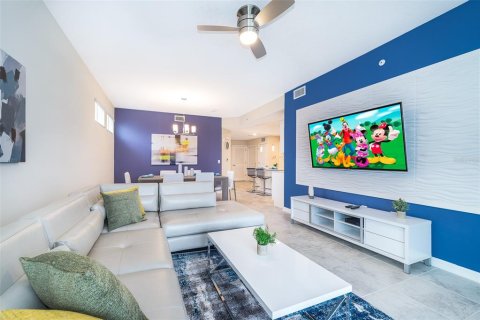Condo in Kissimmee, Florida, 3 bedrooms in STOREY LAKE  № 1718492 - photo 10