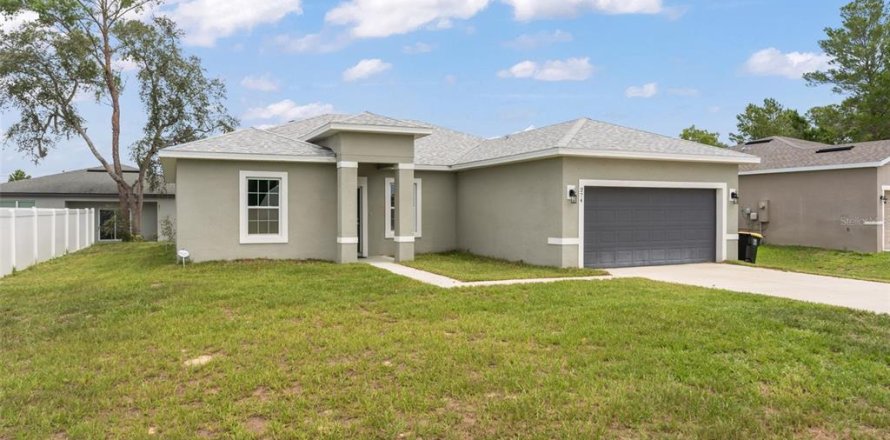 Casa en Kissimmee, Florida 4 dormitorios, 163.88 m2 № 2201646