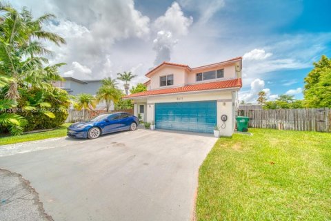 House in Cutler Bay, Florida 4 bedrooms, 268.86 sq.m. № 2292356 - photo 28