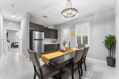 Casa en venta en Homestead, Florida, 4 dormitorios, 183.85 m2 № 2183059 - foto 16
