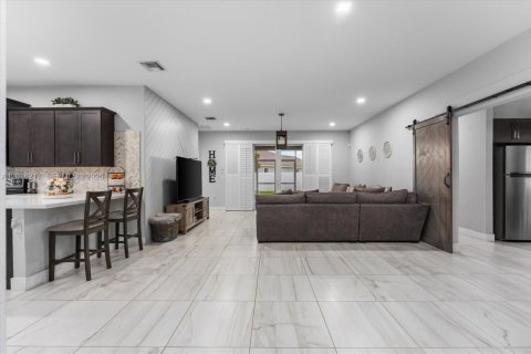 Casa en venta en Homestead, Florida, 4 dormitorios, 183.85 m2 № 2183059 - foto 7