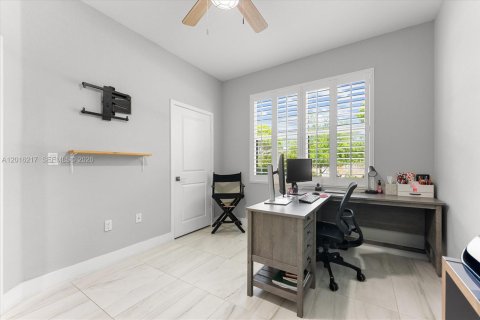 Casa en venta en Homestead, Florida, 4 dormitorios, 183.85 m2 № 2183059 - foto 25