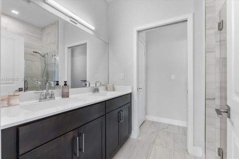 Casa en venta en Homestead, Florida, 4 dormitorios, 183.85 m2 № 2183059 - foto 20