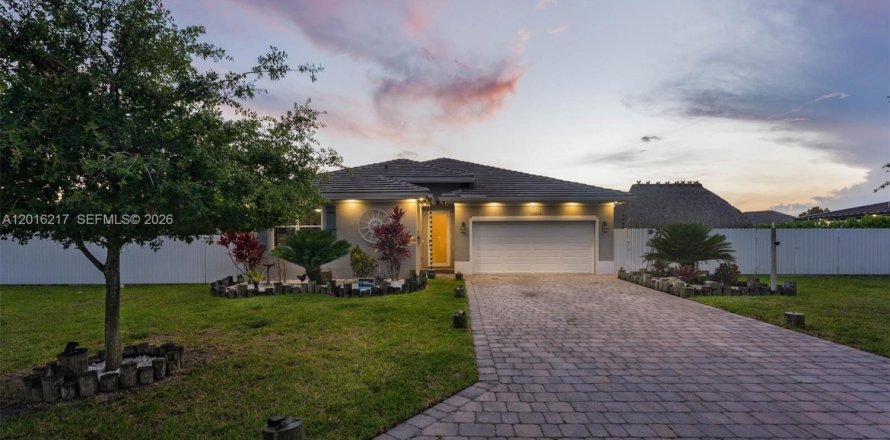 Casa en Homestead, Florida 4 dormitorios, 183.85 m2 № 2183059