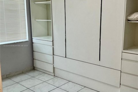 Купить кондоминиум в Майами, Флорида 2 спальни, 106.84м2, № 1949147 - фото 12