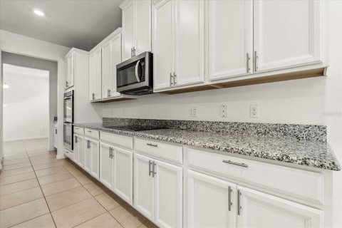 Villa ou maison à vendre à Orlando, Floride: 4 chambres, 240.9 m2 № 1721821 - photo 7