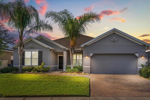 Villa ou maison à vendre à Orlando, Floride: 4 chambres, 240.9 m2 № 1721821 - photo 1