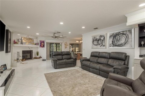 Villa ou maison à vendre à Palm Harbor, Floride: 2 chambres, 182.37 m2 № 1725390 - photo 7
