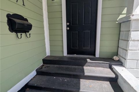 Casa en alquiler en Saint Petersburg, Florida, 3 dormitorios, 110 m2 № 2148779 - foto 2