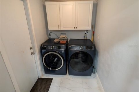 Casa en alquiler en Saint Petersburg, Florida, 3 dormitorios, 110 m2 № 2148779 - foto 13