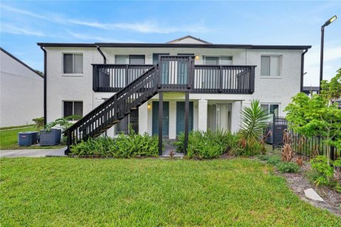 Condo in Orlando, Florida, 1 bedroom № 2226656 - photo 2