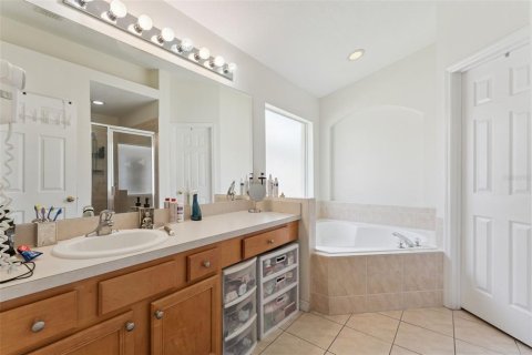 Villa ou maison à vendre à Kissimmee, Floride: 4 chambres, 180.23 m2 № 2215370 - photo 23