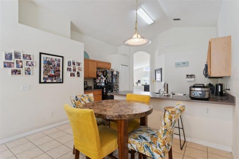 Villa ou maison à vendre à Kissimmee, Floride: 4 chambres, 180.23 m2 № 2215370 - photo 14