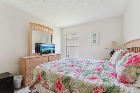 Villa ou maison à vendre à Kissimmee, Floride: 4 chambres, 180.23 m2 № 2215370 - photo 22
