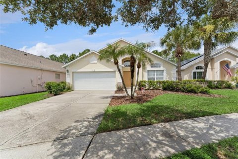 House in Kissimmee, Florida 4 bedrooms, 180.23 sq.m. № 2215370