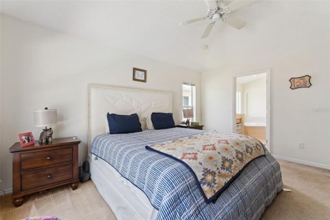 Villa ou maison à vendre à Kissimmee, Floride: 4 chambres, 180.23 m2 № 2215370 - photo 18