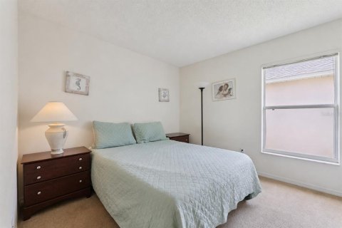 Villa ou maison à vendre à Kissimmee, Floride: 4 chambres, 180.23 m2 № 2215370 - photo 20
