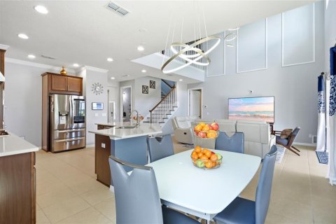 House in Orlando, Florida 4 bedrooms, 243.78 sq.m. № 2324274 - photo 23