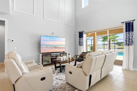 House in Orlando, Florida 4 bedrooms, 243.78 sq.m. № 2324274 - photo 25