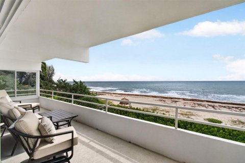 Condo in Highland Beach, Florida, 2 bedrooms  № 2421108 - photo 12