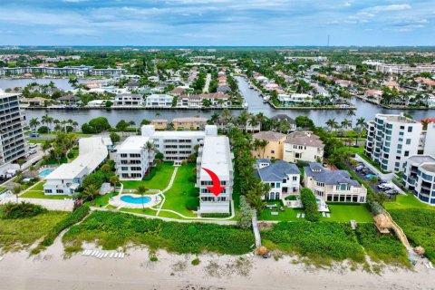 Condo in Highland Beach, Florida, 2 bedrooms  № 2421108 - photo 8