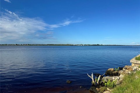 Terreno en venta en Port Charlotte, Florida № 2206630 - foto 11